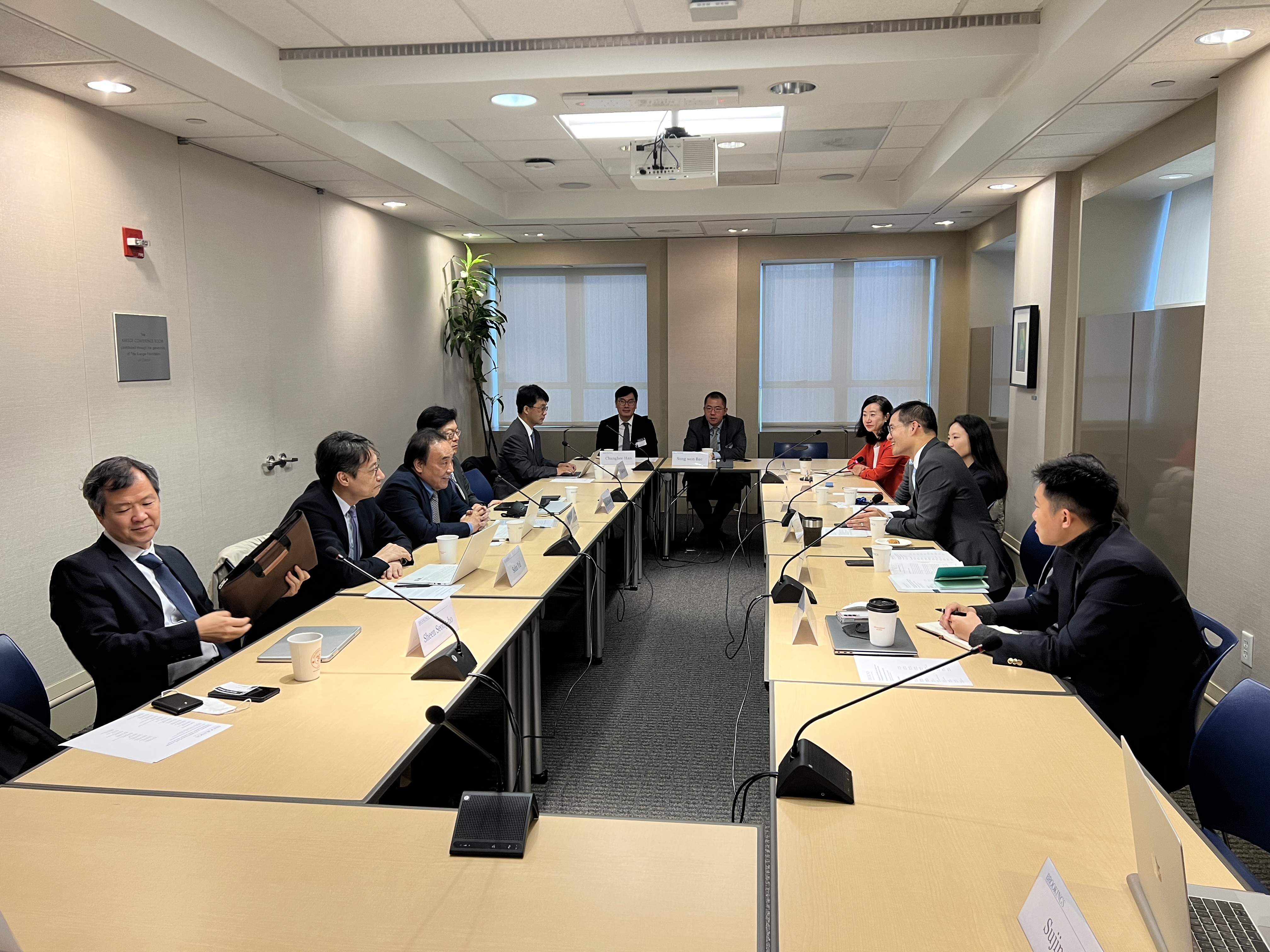 [EAI- Brookings Roundtable Discussion] “ROK Indo-Pacific Strategy: Changing Global Order and the Role of Seoul” (October 5, 2022)