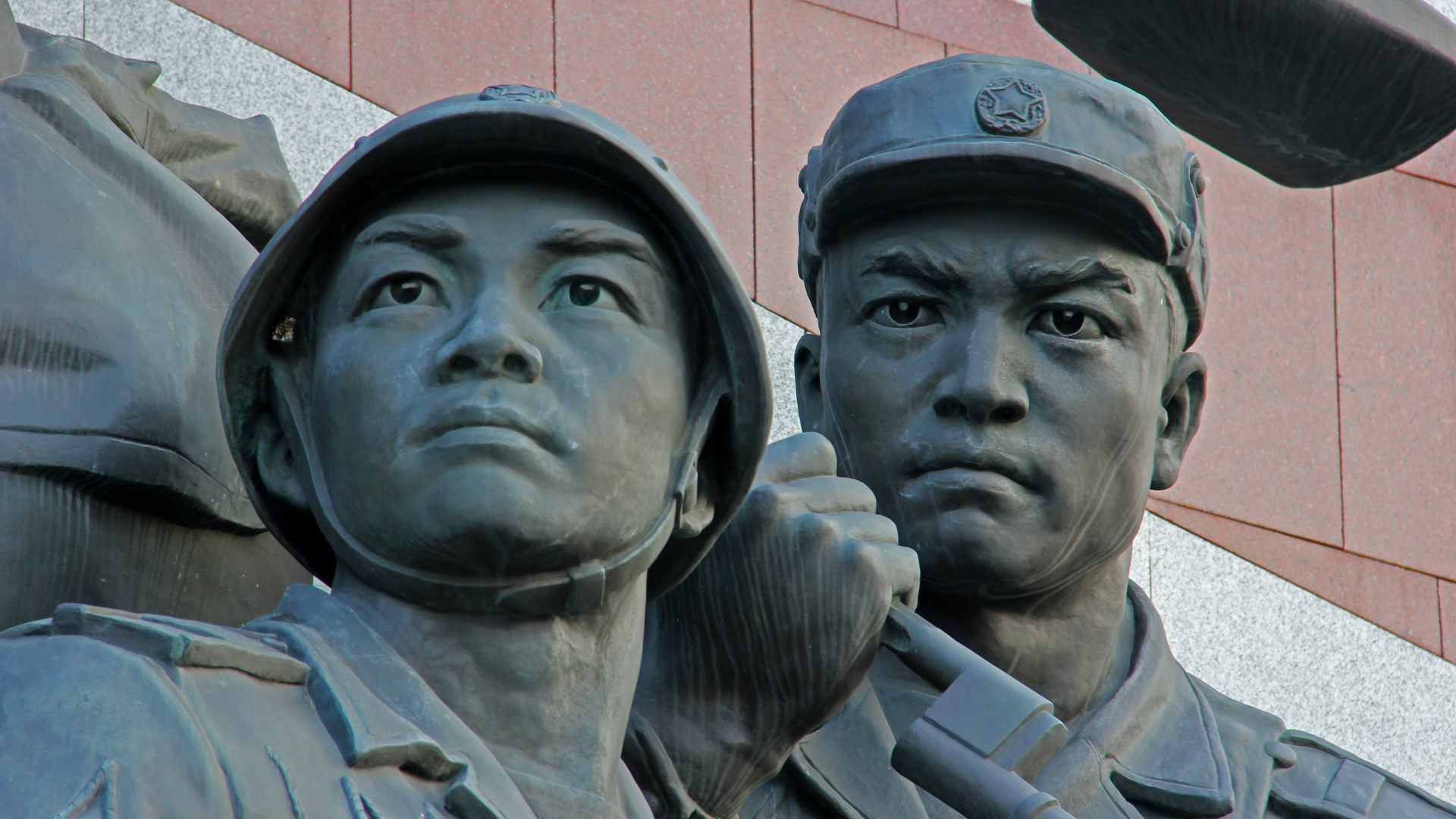 [Global NK 논평] 북한 체제의 위기 대응으로서 청년 교양