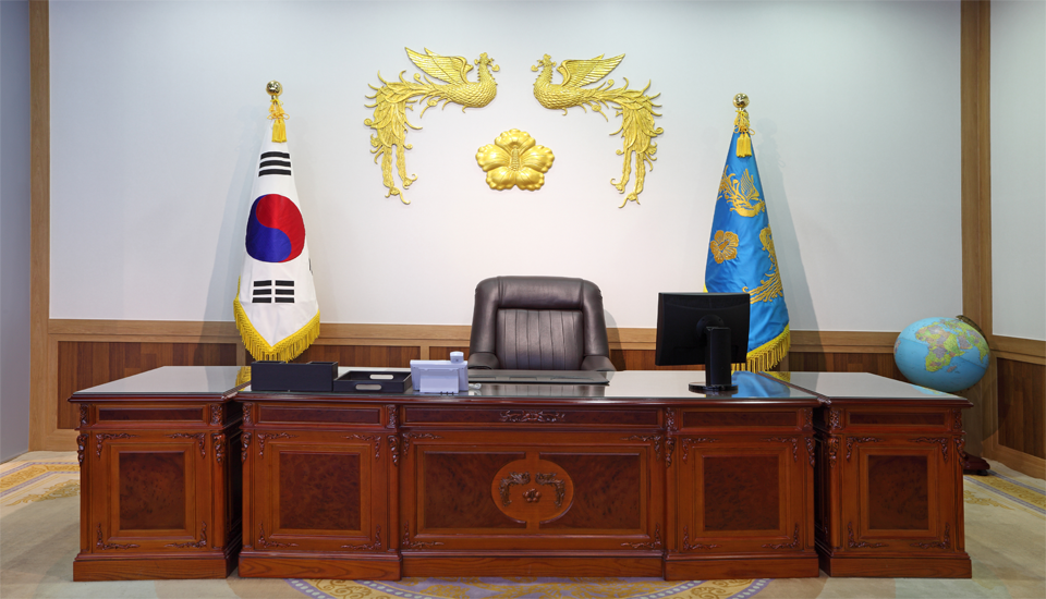 [제4기 EAI 아카데미] ③ 한국 제왕적 대통령제의 기원과 개혁방안
